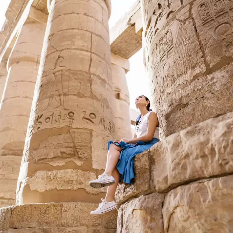 Viagem de Luxo no Egito: 8 Dias de Esplendor entre Pirâmides e o Majestoso Nilo